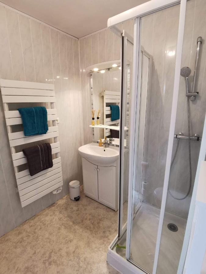 Joli Appartement, 1 Chambre, Au Coeur De Mouilleron St Germain Exterior foto
